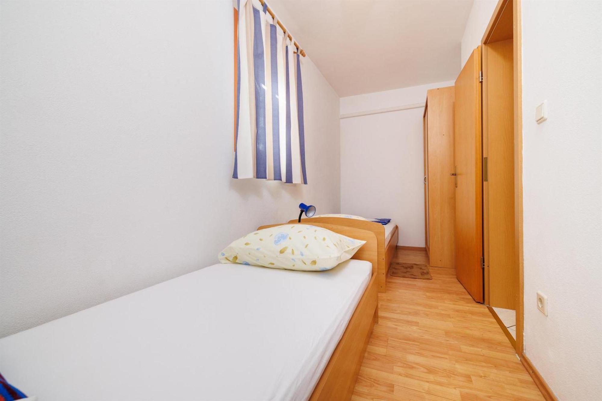 Apartment Julija Повіле Екстер'єр фото